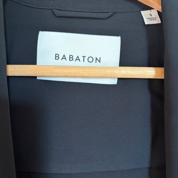 NWT  - Babaton (Aritzia) Wrap jacket / robe / blazer w/ removable belt (S / BLK) - Picture 4 of 11